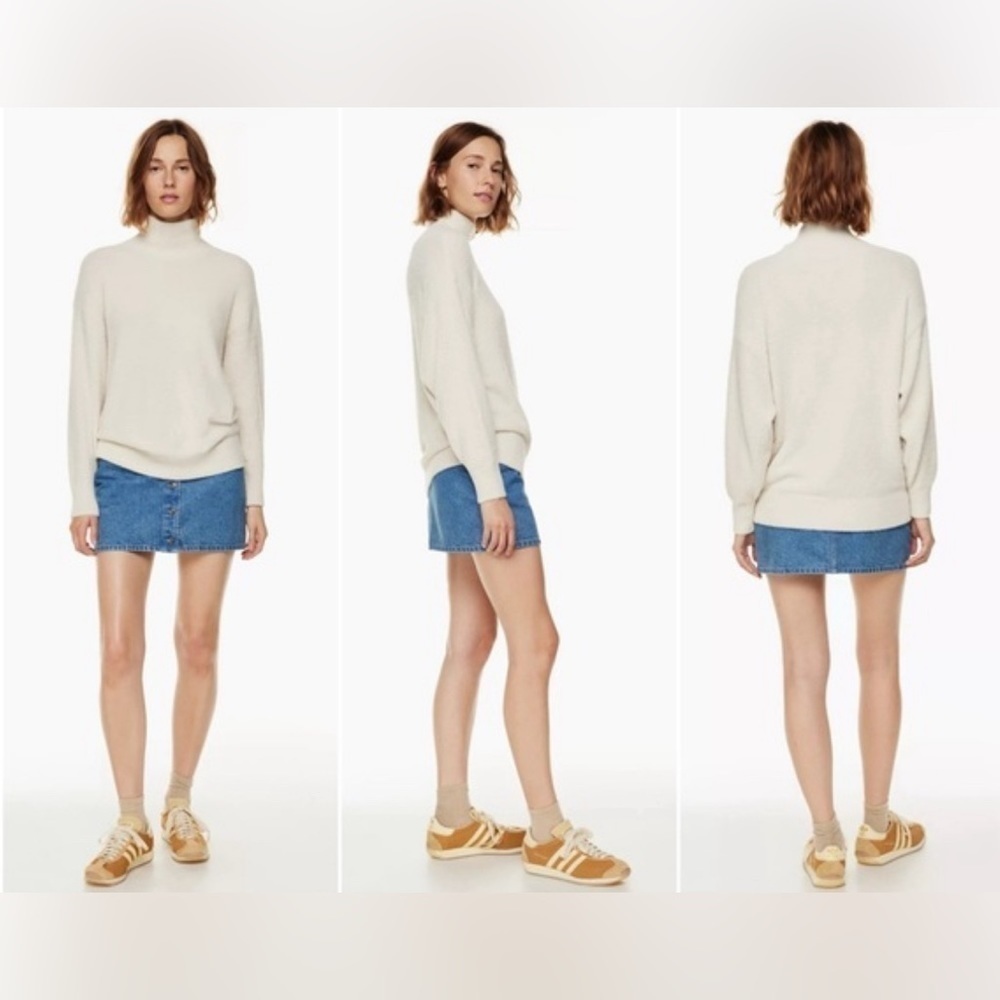Aritzia Wilfred Free Hush Knit Turtleneck